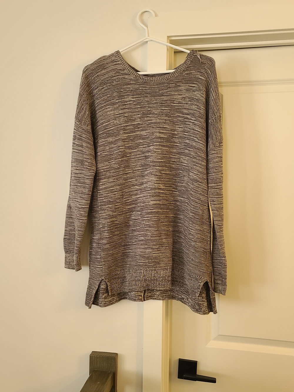 Denver Hayes Heathered Gray Marled Knit Tunic Sweater